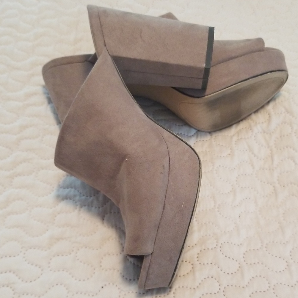 Mules